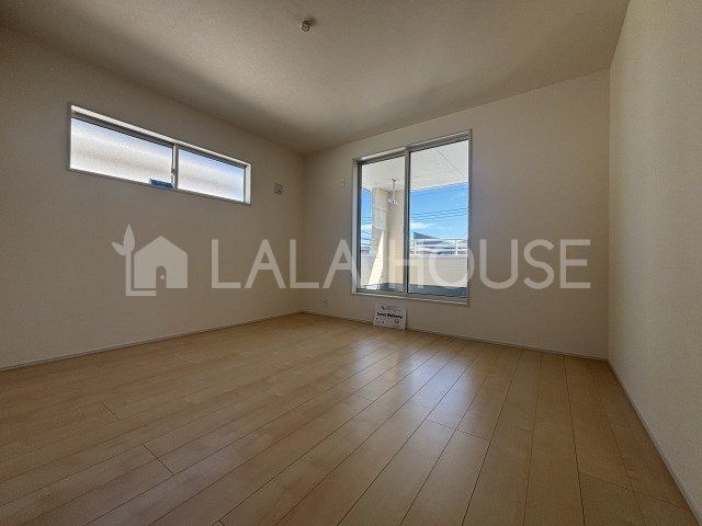 Qns}꒬ ̐VzˌĂ̂̑