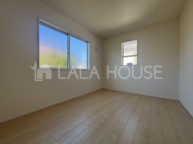 Qns}꒬ ̐VzˌĂ̂̑