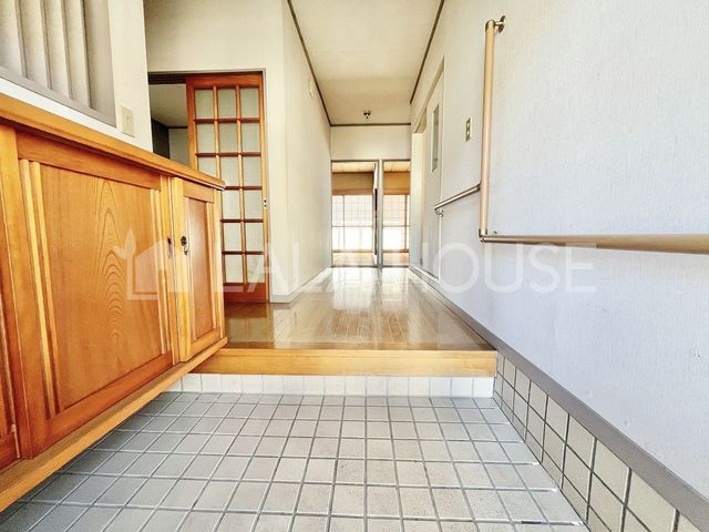 �Q�n������s��쒬 �̒��È�ˌ��Ă̌���