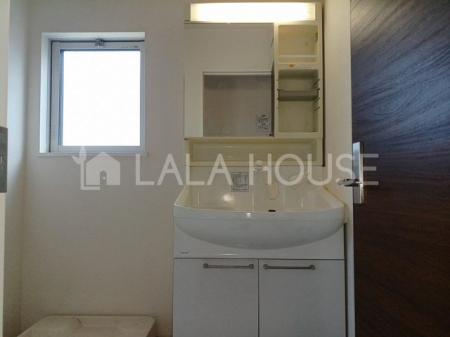 Qns㒆 ̒ÈˌĂ̐ʑEʏ