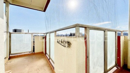 �Q�n������s�쒬4-4�̒��Ã}���V�����̃o���R�j�[