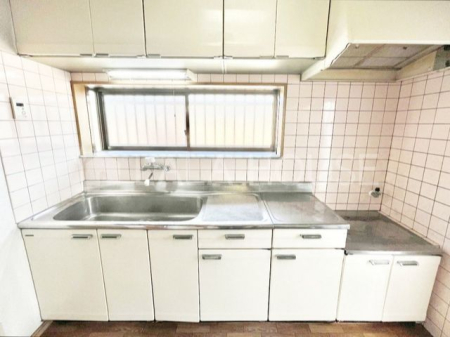 �Q�n������s�_�˒� �̒��È�ˌ��ẴL�b�`��