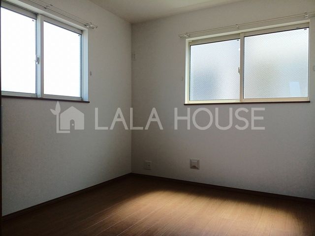 QnOs\1ڂ̐VzˌĂ̂̑