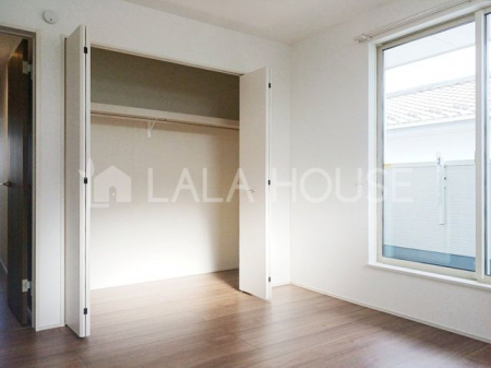 �Q�n���O���s������3���ڂ̐V�z��ˌ��Ă̎��[