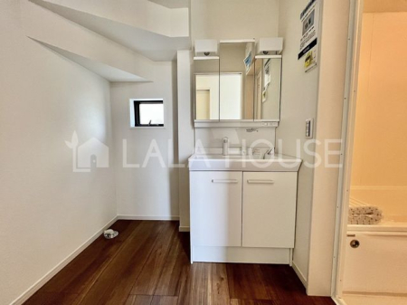 �Q�n������s���V�钬 �̐V�z��ˌ��Ă̐��ʑ�E���ʏ�