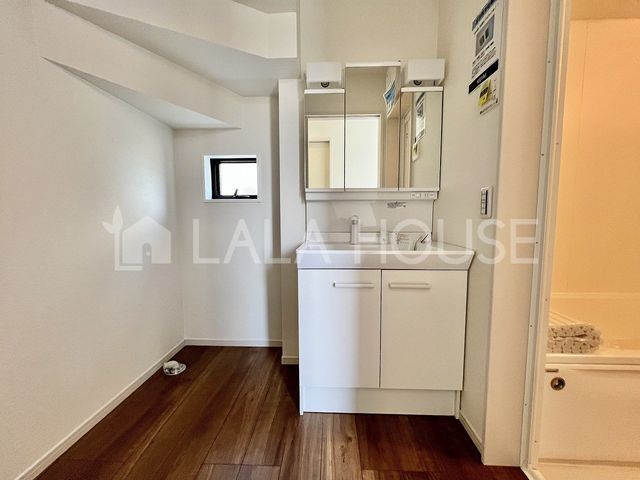 �Q�n������s���V�钬 �̐V�z��ˌ��Ă̐��ʑ�E���ʏ�