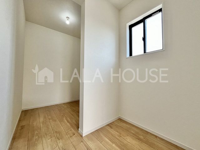 �Q�n������s���V�钬 �̐V�z��ˌ��Ă̂��̑�����