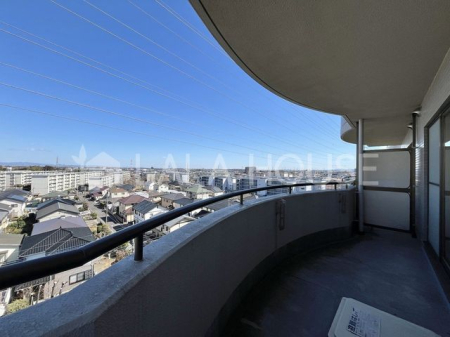 �Q�n������s������3���ڂ̒��Ã}���V�����̃o���R�j�[