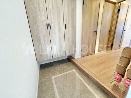 �Q�n������s������3���ڂ̒��Ã}���V�����̌���