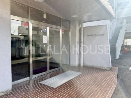 �Q�n������s���a�� �̒��Ã}���V�����̃G���g�����X