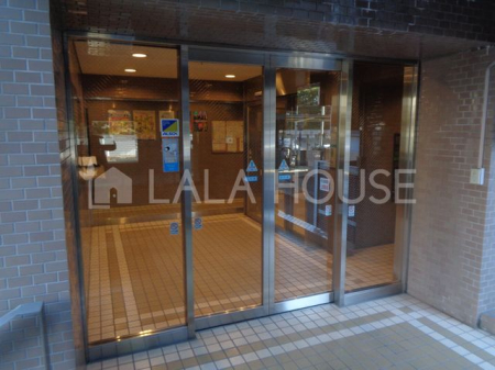 �Q�n������s�̐쒬 �̒��Ã}���V�����̎��ӊ�