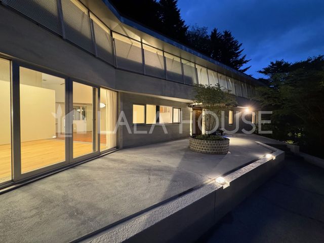 쌧kvSy򒬑厚q ̒ÈˌĂ̂̑