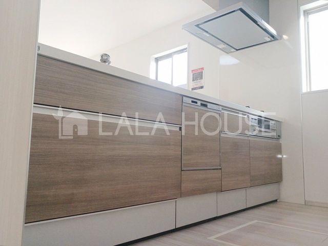 �Q�n���O���s���c�� �̐V�z��ˌ��ẴL�b�`��