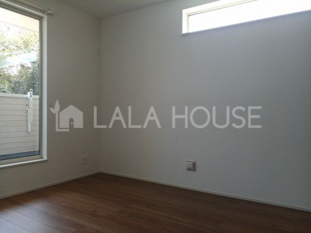 QnOs铌4ڂ̐VzˌĂ̂̑