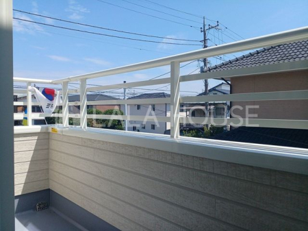 QnOs铌4ڂ̐VzˌẴoRj[