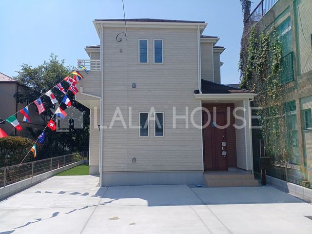 QnOs铌4ڂ̐VzˌẲ摜