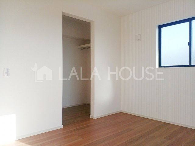 �Q�n���O���s���q��4���ڂ̐V�z��ˌ��Ă̂��̑�����