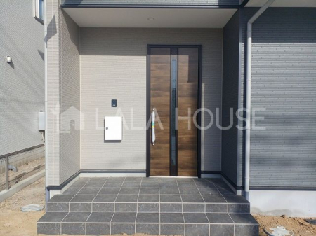 �Q�n���O���s���q��4���ڂ̐V�z��ˌ��Ă̌���