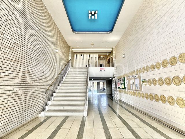 �Q�n������s�L�� �̒��Ã}���V�����̃G���g�����X