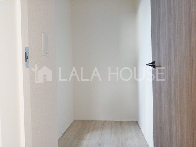 �Q�n���O���s������2���ڂ̐V�z��ˌ��Ă̂��̑�����