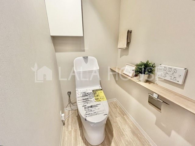 �Q�n������s���|�� �̒��Ã}���V�����̃g�C��