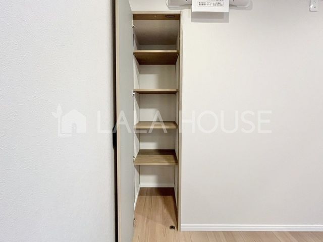 �Q�n������s���L�� �̒��Ã}���V�����̎��[