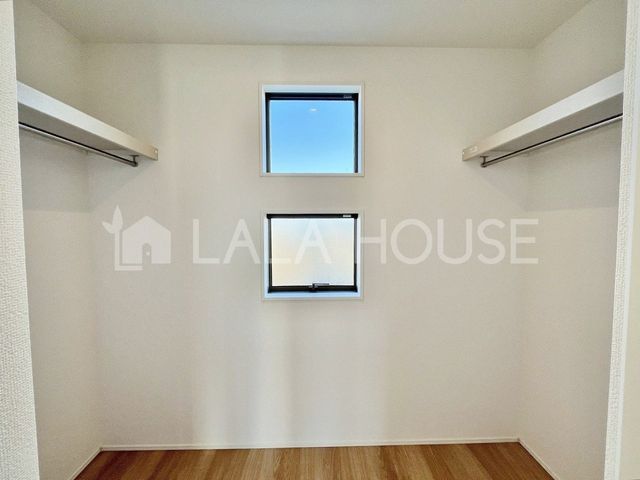 �Q�n������s���V�钬 �̐V�z��ˌ��Ă̎��[