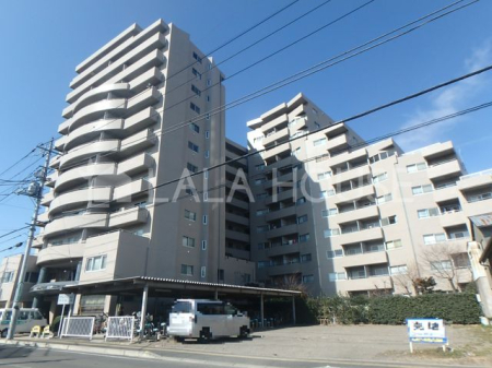 �Q�n������s���L�� �̒��Ã}���V�����̌��n�O�ώʐ^