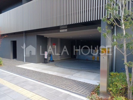 �Q�n������s�h�� �̒��Ã}���V�����̒��ԏ�