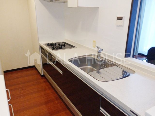 �Q�n���O���s���c��2���ڂ̒��Ã}���V�����̃L�b�`��