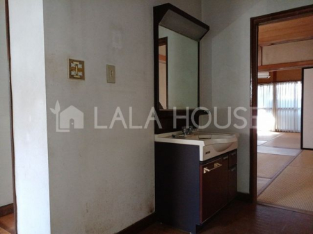 �Q�n������s�Ό��� �̒��È�ˌ��Ă̐��ʑ�E���ʏ�