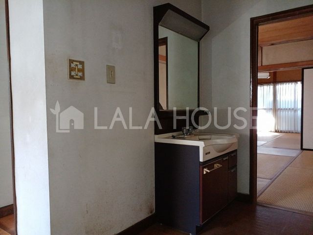 �Q�n������s�Ό��� �̒��È�ˌ��Ă̐��ʑ�E���ʏ�