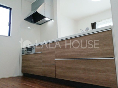 �Q�n���O���s�V��哇�� �̐V�z��ˌ��ẴL�b�`��