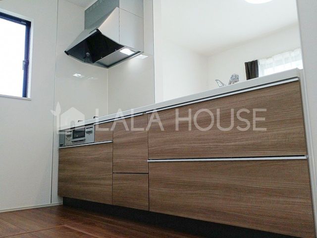 �Q�n���O���s�V��哇�� �̐V�z��ˌ��ẴL�b�`��