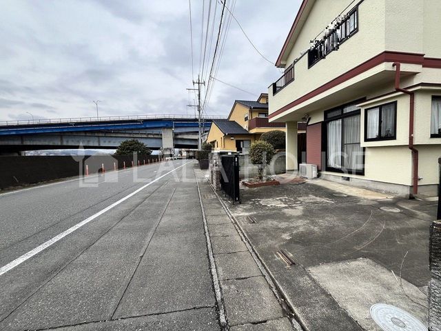 �Q�n������s�V��Ւ� �̒��È�ˌ��Ă̌��n�O�ώʐ^