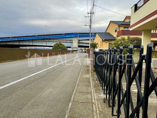 �Q�n������s�V��Ւ� �̒��È�ˌ��Ă̌��n�O�ώʐ^