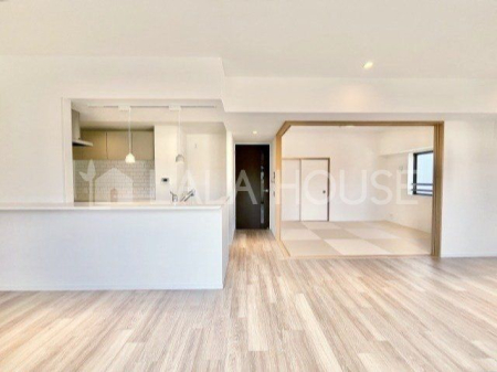 �Q�n������s�A����41-2�̒��Ã}���V�����̃��r���O