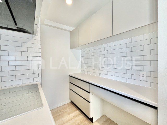 �Q�n������s�A����41-2�̒��Ã}���V�����̃L�b�`��