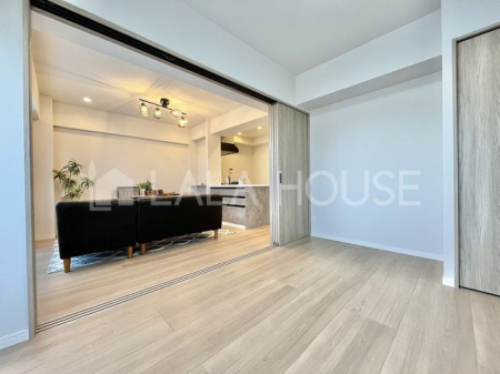 �Q�n������s���֒�235-5�̒��Ã}���V�����̗m��