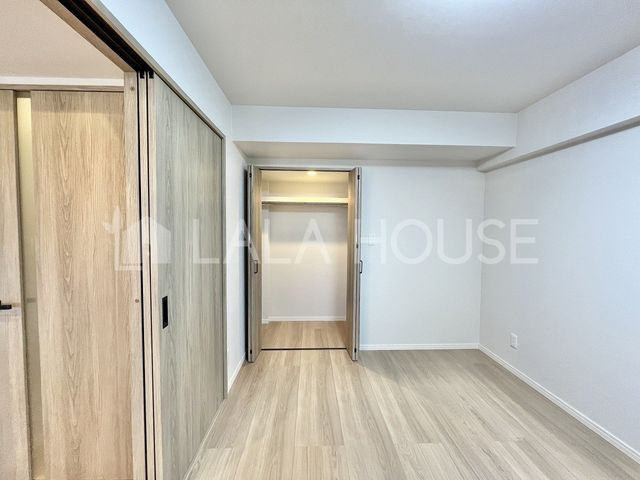 �Q�n������s���֒�235-5�̒��Ã}���V�����̗m��