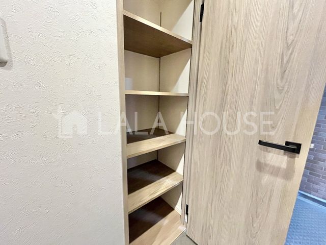 �Q�n������s���֒�235-5�̒��Ã}���V�����̎��[