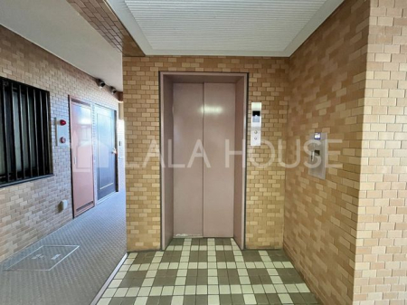 �Q�n������s���֒�235-5�̒��Ã}���V�����̂��̑�