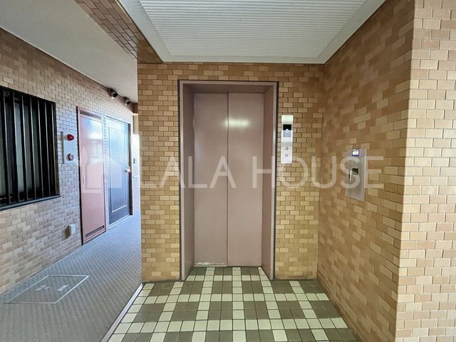 �Q�n������s���֒�235-5�̒��Ã}���V�����̂��̑�