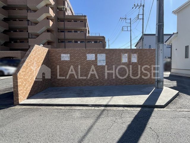 �Q�n������s���֒�235-5�̒��Ã}���V�����̂��̑�