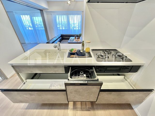 �Q�n������s���֒�235-5�̒��Ã}���V�����̃L�b�`��