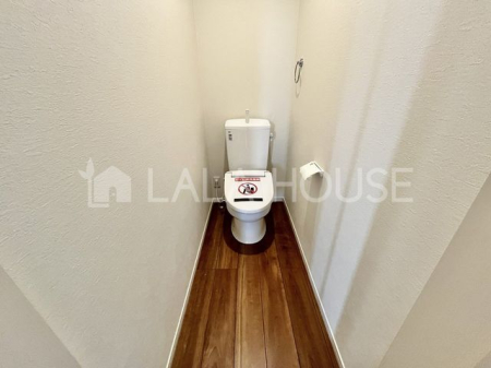 �Q�n������s���V�钬 �̐V�z��ˌ��Ẵg�C��