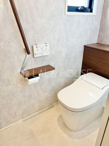 �Q�n������s���������� �̒��È�ˌ��Ẵg�C��