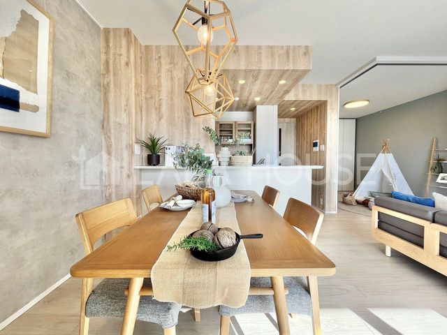 �Q�n������s�Ñ���47-1�̒��Ã}���V�����̃��r���O