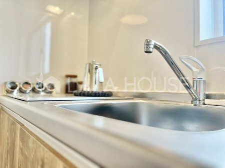 �Q�n������s���V�钬 �̒��È�ˌ��ẴL�b�`��