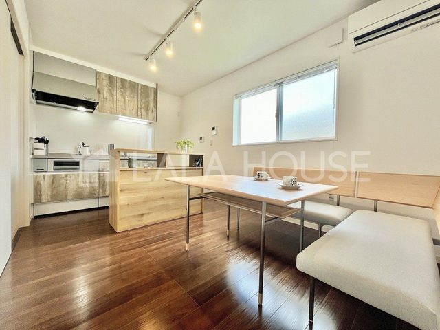 �Q�n������s���V�钬 �̒��È�ˌ��Ẵ��r���O